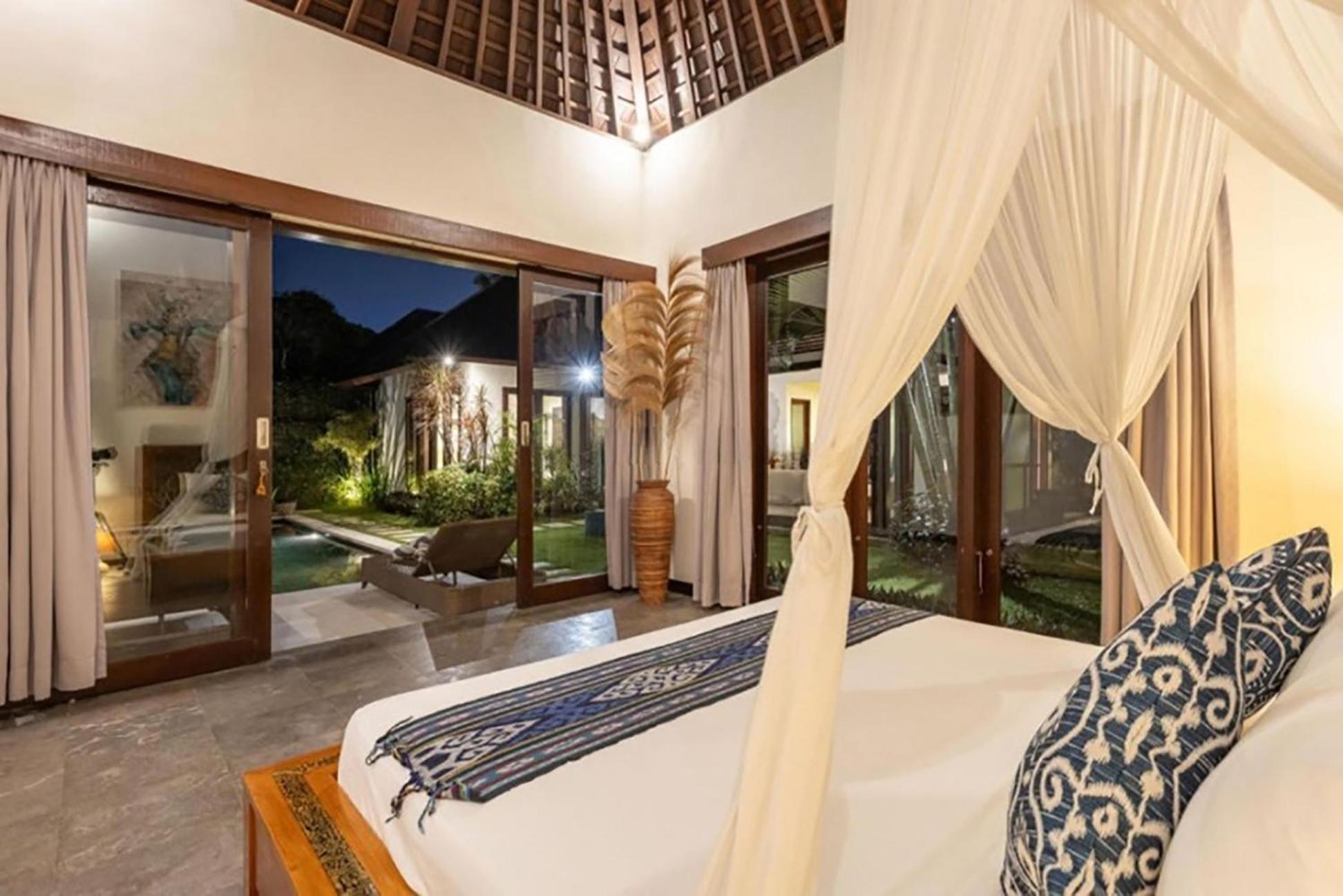 Villa Tiga Mangga By Optimum Bali Villas Seminyak Exterior foto
